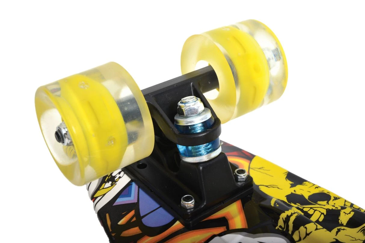 Schildkröt® Retro Skateboard Free Spirit Party 4 Schildkröt® Retro Skateboard Free Spirit Party - Image 2