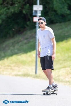 Schildkröt® Skateboard Grinder 31 Inferno -Hoka Sports Gear Shop D3246 B02 ecommerce