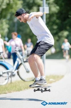 Schildkröt® Skateboard Grinder 31 Inferno -Hoka Sports Gear Shop D3246 B04 ecommerce