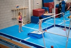 AirTrack® AirBoard Boost -Hoka Sports Gear Shop G5156 B01 ecommerce 2