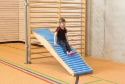 Erzi® Wellenrutsche 9 Erzi® Wellenrutsche -Hoka Sports Gear Shop G5846 03 ecommerce