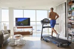 Nautilus® Laufband T628 -Hoka Sports Gear Shop K2191 B00 ecommerce