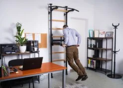 BenchK® Sprossenwand 522B Mit Klimmzugstange & Dip-Bügel 9 BenchK® Sprossenwand 522B Mit Klimmzugstange & Dip-Bügel -Hoka Sports Gear Shop K2387 A02 ecommerce