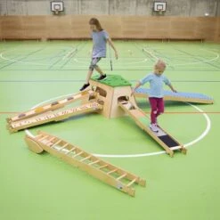 Erzi® Center Piece Parcours 15 Erzi® Center Piece Parcours -Hoka Sports Gear Shop P7750 B03 ecommerce