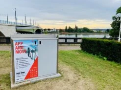 Original Edition Sportbox 11 Original Edition Sportbox -Hoka Sports Gear Shop S4240 02 ecommerce