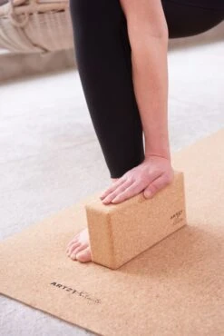ARTZT Vitality® Yoga Block Kork -Hoka Sports Gear Shop T5581 B01 ecommerce