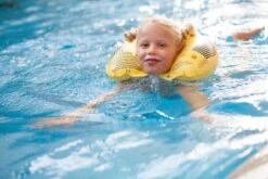 SCHWIMMI® Schwimmkragen 27 SCHWIMMI® Schwimmkragen -Hoka Sports Gear Shop W2405 B01 ecommerce