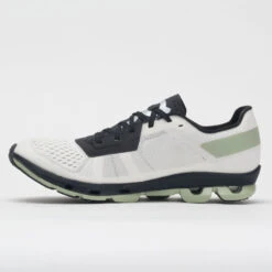 On Running On Cloudflash Women's White/Black -Hoka Sports Gear Shop 045468 1