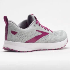 Brooks Revel 5 Women's Gray/White/Baton Rouge 13 Brooks Revel 5 Women's Gray/White/Baton Rouge -Hoka Sports Gear Shop 047266 6