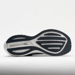 Saucony Triumph 20 Men's Black/White -Hoka Sports Gear Shop 048728 4