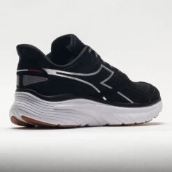 Diadora Equipe Nucleo Men's Black/Silver/White -Hoka Sports Gear Shop 049504 6