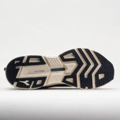 Diadora Mythos Blushield Volo 3 Men's Black/White -Hoka Sports Gear Shop 049511 4