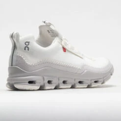 On Running On Cloudaway Women's Undyed White/Glacier -Hoka Sports Gear Shop 049796 6