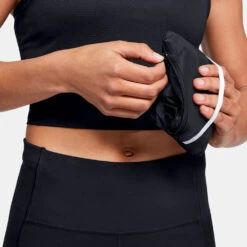 Under Armour Qualifier Storm Packable Jacket Women's -Hoka Sports Gear Shop 056422 002 3