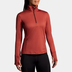 Brooks Dash 1/2 Zip Women's 39 Brooks Dash 1/2 Zip Women's -Hoka Sports Gear Shop 056547 681 1