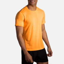 Brooks Distance Short Sleeve Men's -Hoka Sports Gear Shop 056813 808 1