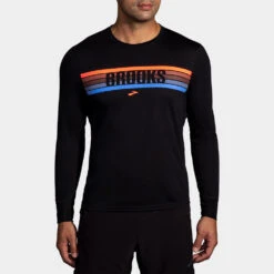 Brooks Distance Graphic Long Sleeve Men's 27 Brooks Distance Graphic Long Sleeve Men's -Hoka Sports Gear Shop 056816 002 1