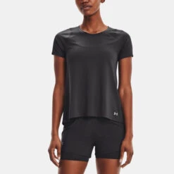Under Armour Iso-Chill Run Short Sleeve Women's 15 Under Armour Iso-Chill Run Short Sleeve Women's -Hoka Sports Gear Shop 056880 010 1