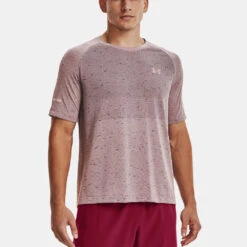 Under Armour Vanish Seamless Run Short Sleeve Men's 36 Under Armour Vanish Seamless Run Short Sleeve Men's -Hoka Sports Gear Shop 056889 677 1