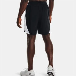 Under Armour Launch Run 7" Shorts Men's 25 Under Armour Launch Run 7" Shorts Men's -Hoka Sports Gear Shop 056895 004 2