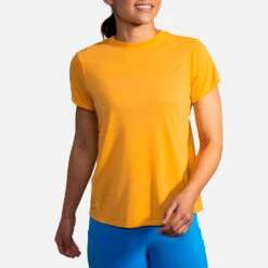 Brooks Distance Short Sleeve Women's (2020) -Hoka Sports Gear Shop 057013 755 1