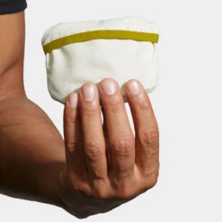 Brooks Lightweight Packable Hat 11 Brooks Lightweight Packable Hat -Hoka Sports Gear Shop 057236 396 2