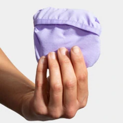 Brooks Lightweight Packable Hat 13 Brooks Lightweight Packable Hat -Hoka Sports Gear Shop 057236 554 2