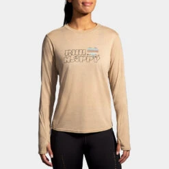 Brooks Distance Graphic Long Sleeve Women's -Hoka Sports Gear Shop 057244 277 1