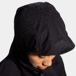 Brooks High Point Waterproof Jacket Women's -Hoka Sports Gear Shop 057277 001 3