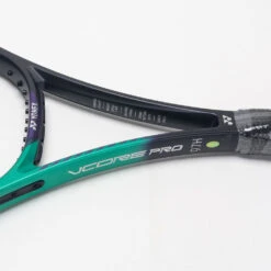 Yonex VCORE Pro 97H 330g Green/Purple -Hoka Sports Gear Shop 102860 4