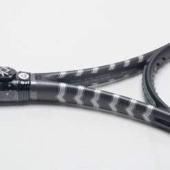 Volkl V1 Classic 2022 -Hoka Sports Gear Shop 102944 3