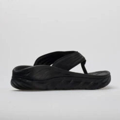 Hoka One One Ora Recovery Flip Men's Black/Dark Gull Gray -Hoka Sports Gear Shop 570409 6
