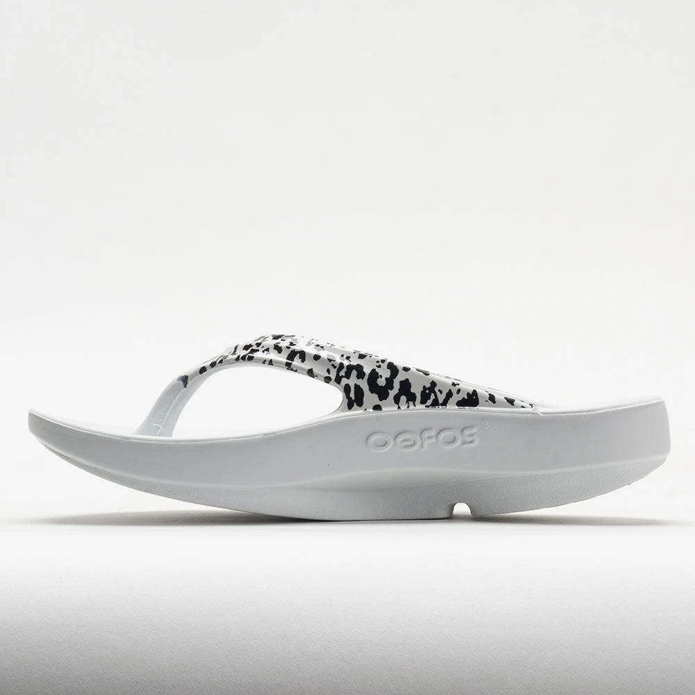 OOFOS OOlala Limited Women's White/Black Leopard 5 OOFOS OOlala Limited Women's White/Black Leopard - Image 3