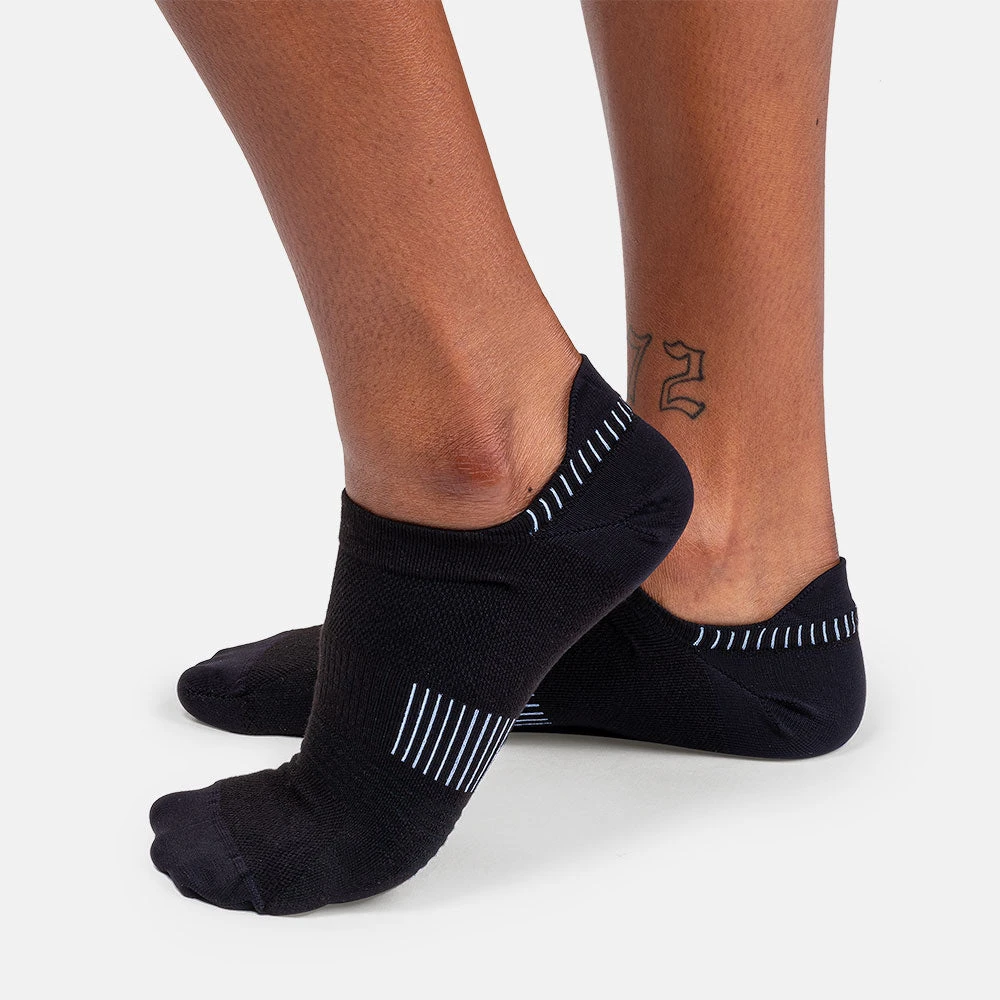 On Running On Ultralight Low Socks Women's 5 On Running On Ultralight Low Socks Women's - Image 3