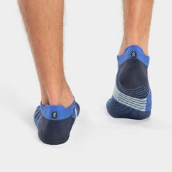 On Running On Performance Low Sock Men's -Hoka Sports Gear Shop 651304 171 2