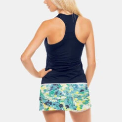 Lucky In Love V-Neck Tank With Bra Women's -Hoka Sports Gear Shop 758068 401 2